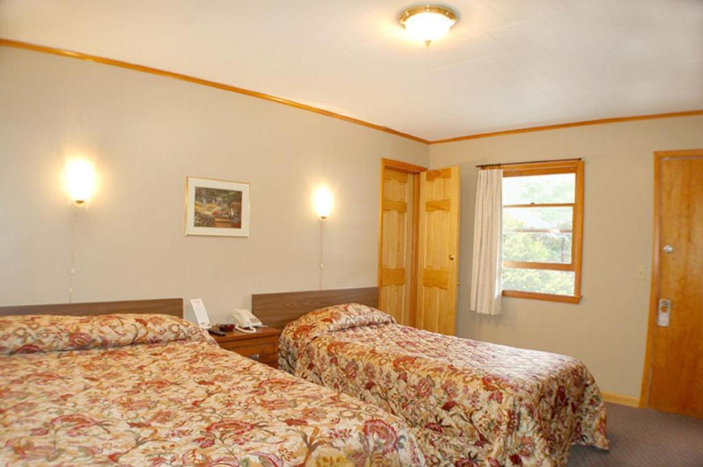 Fran Cove Motel Lake George Quarto foto